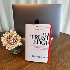 The Trust Edge by David Horsager – Hardcover, Like New